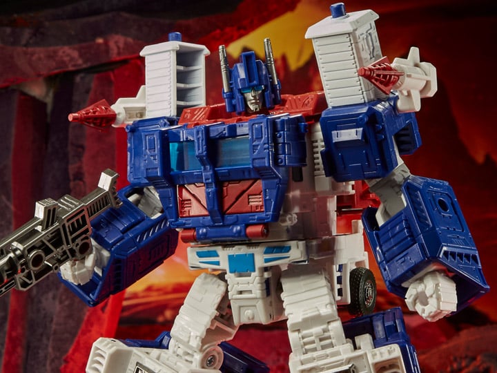 Transformers War for Cybertron: Kingdom Ultra Magnus